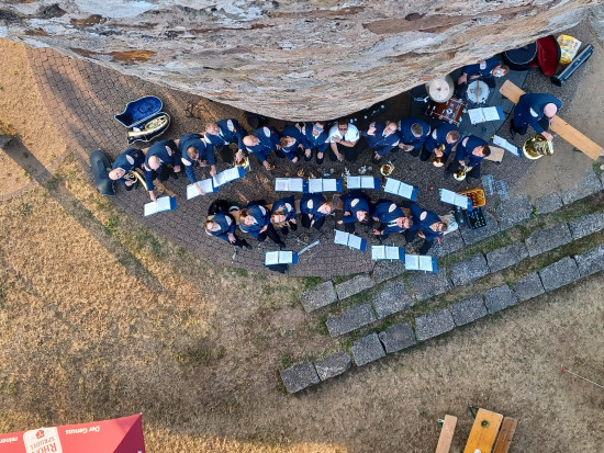 Feuerwehrmusikanten von Oben auf dem Turmfest 2023