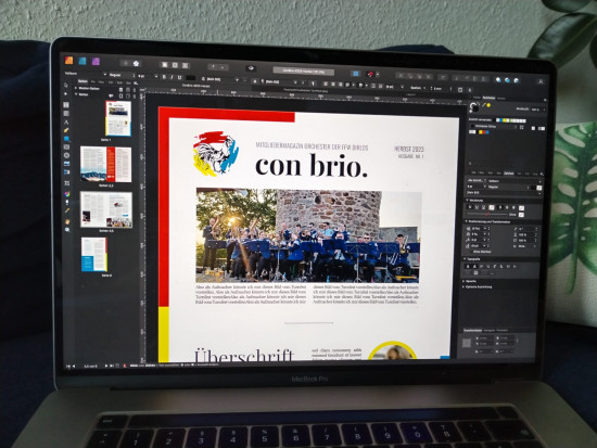 Con Brio Laptop